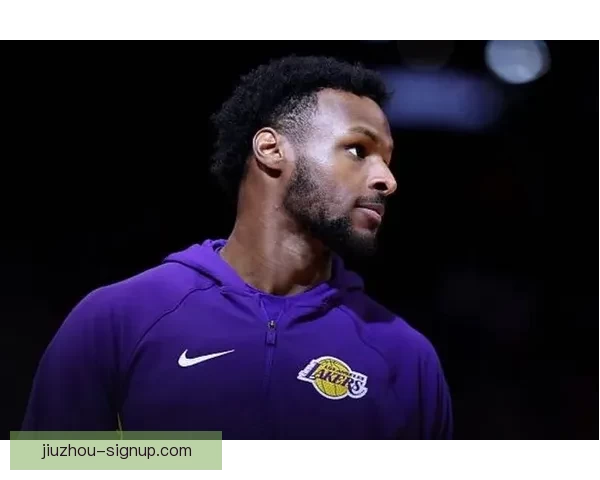 雷迪克称赞球队客场之旅表现出色 布朗尼进步显著令人欣喜